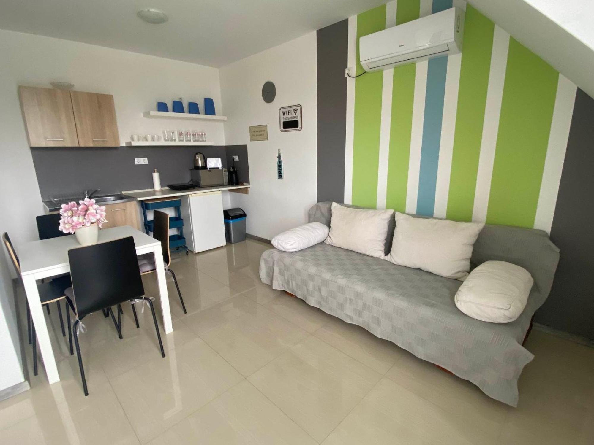 Lexy Family Apartman Hajdúszoboszló Exterior foto